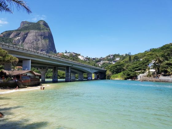 Praia Dos Amores Um Charmoso Cantinho Da Orla Da Barra Da Tijuca