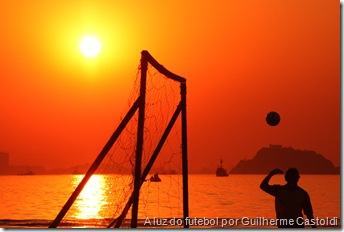 A luz do futebol por Guilherme Castoldi