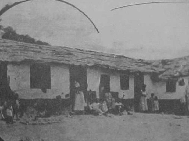As primeiras casas no Morro da Providência em 1905