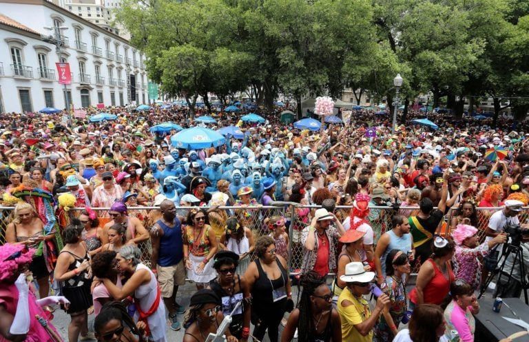 Eduardo Paes anuncia que não terá Carnaval de rua no Rio em 2022