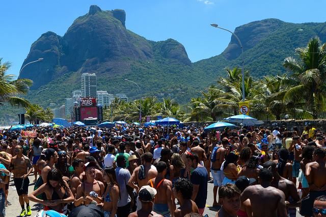Número de desfiles no Carnaval de Rua do Rio sobe para 456; Bloco da Lexa entra na lista de megablocos