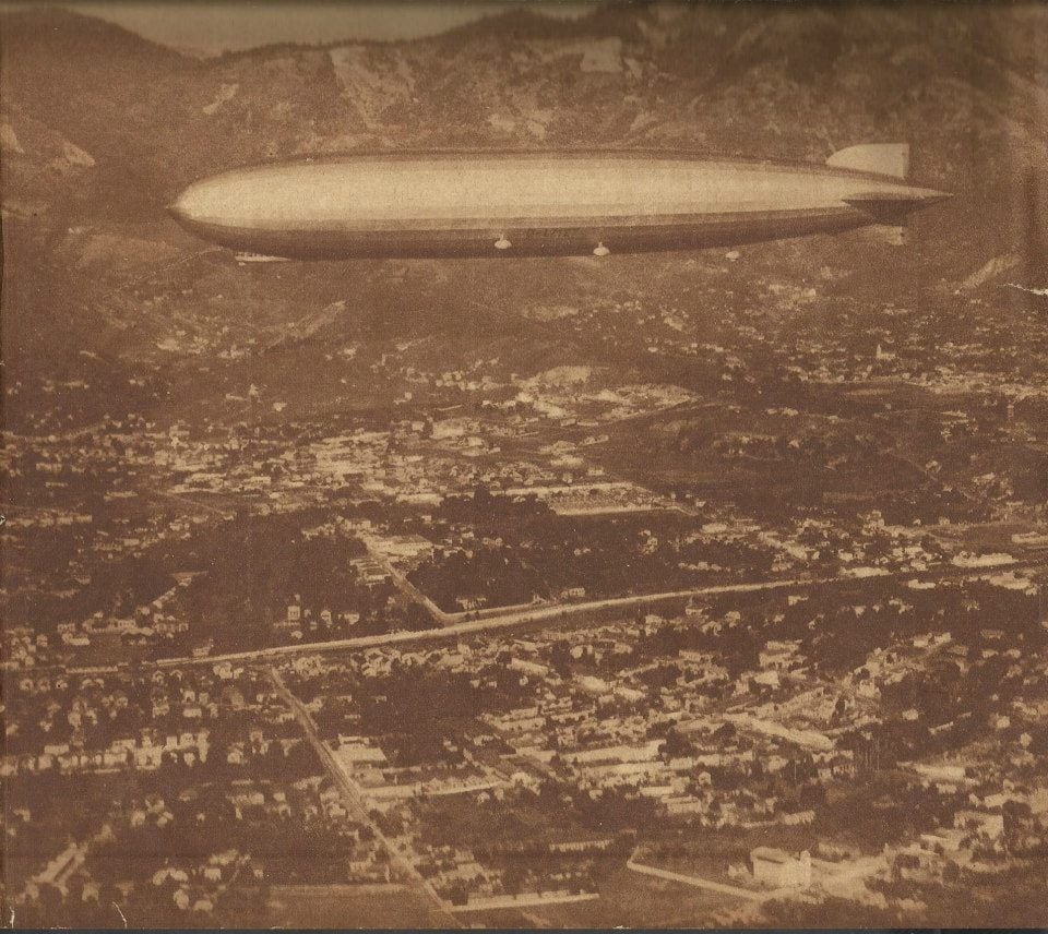 Zeppelin sobre o Grajaú Grajaú, o primeiro bairro carioca que já nasceu projetado, marcando uma tendência mundial