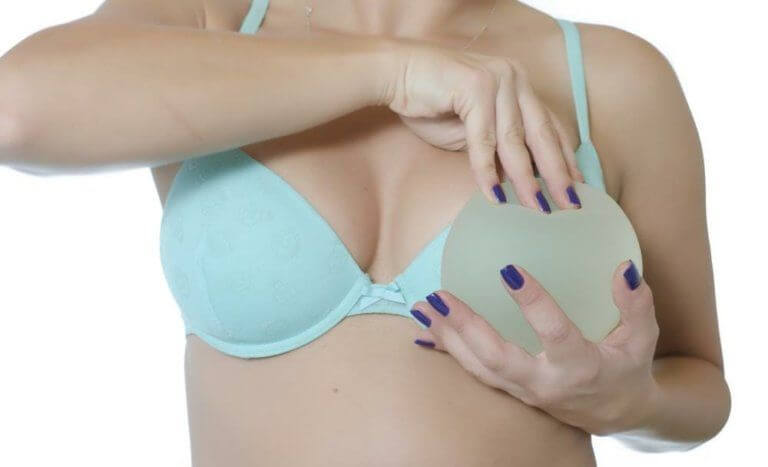 Como escolher o tamanho ideal da sua prótese de mama?
