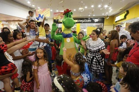 Botafogo Praia Shopping - Os pequenos adoram brincar no Clube do Foguinho!  😍 Confira a programação da semana e traga as crianças: 🗓️ Sábado 🕚 11h,  para os bebês:⠀⠀ 📏 10/09 Jogo