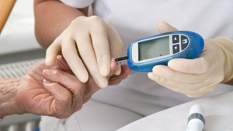 Dia Internacional do Diabético: como se cuidar com a doença