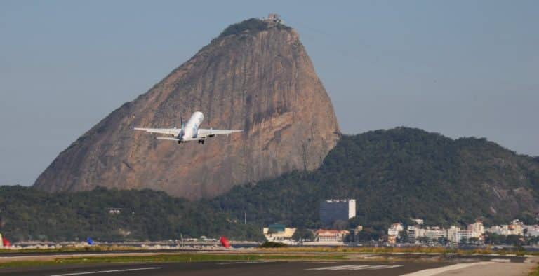 Rio reduz ICMS de querosene de aviação de 12% para 7%