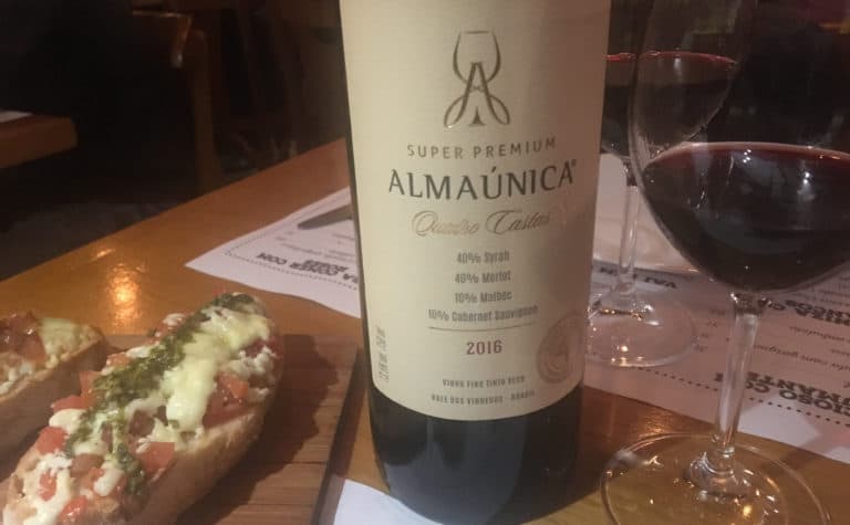 Wine Wednesday: Almaúnica Super Premium 4 Castas