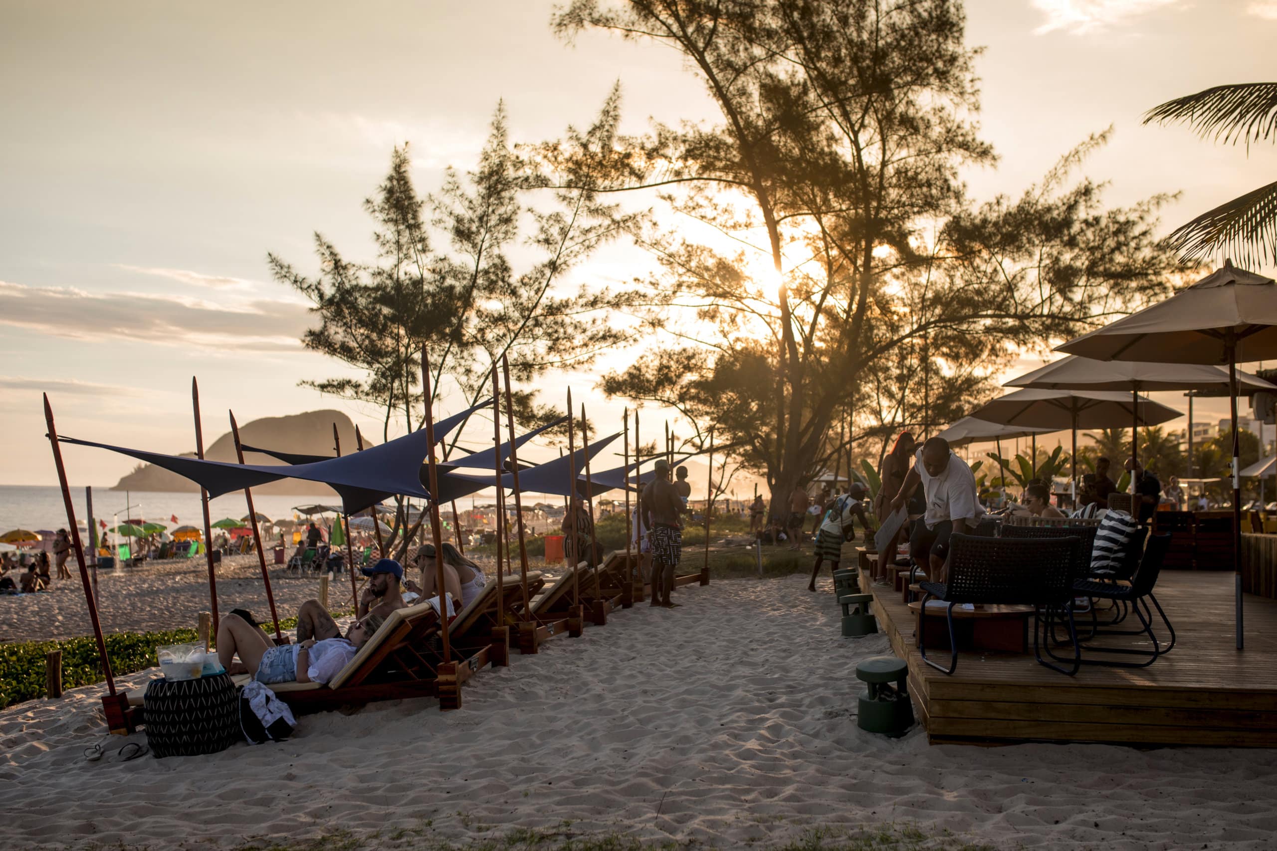 Clássico Beach Club chega à praia de Ipanema - Diário do Rio de Janeiro