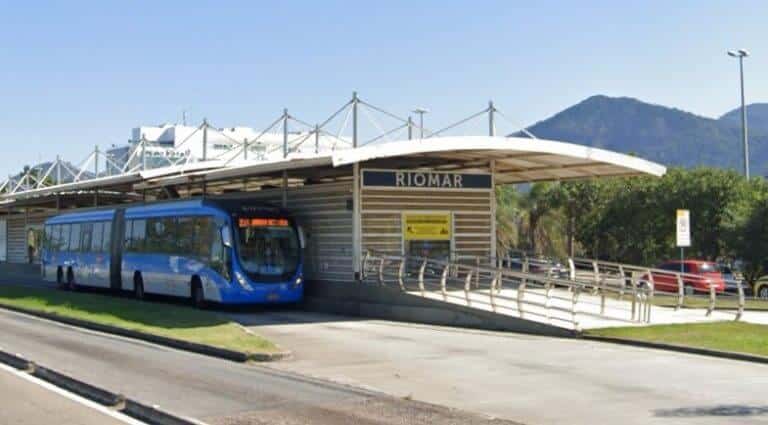5 estações do BRT Rio são vandalizadas no final de semana