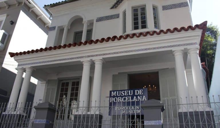 Museu de Porcelana de Petrópolis está em funcionamento com preço promocional e tem valor especial para grupos