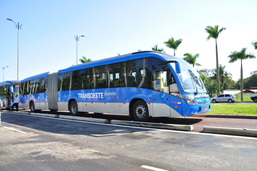 RJ poderá contar com o BRT até segunda-feira - Diário do Rio de Janeiro