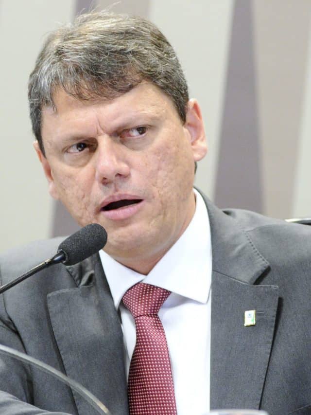 Tarcísio Freitas governador do Rio?