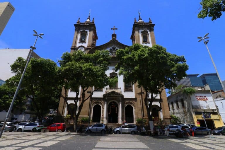 ESSAS TORTAS SÃO MARAVILHOSAS! Fatias à partir de R$18,90 à R$19,90 Jú