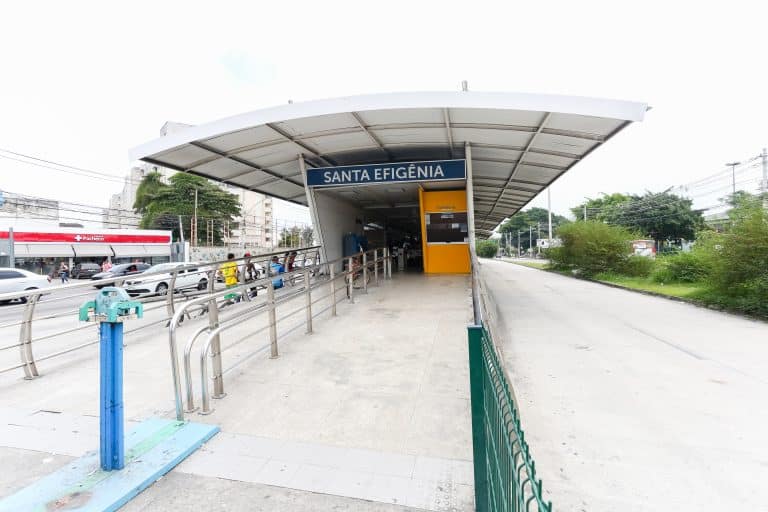 Estação Santa Efigênia, do BRT Rio, é reaberta ao público