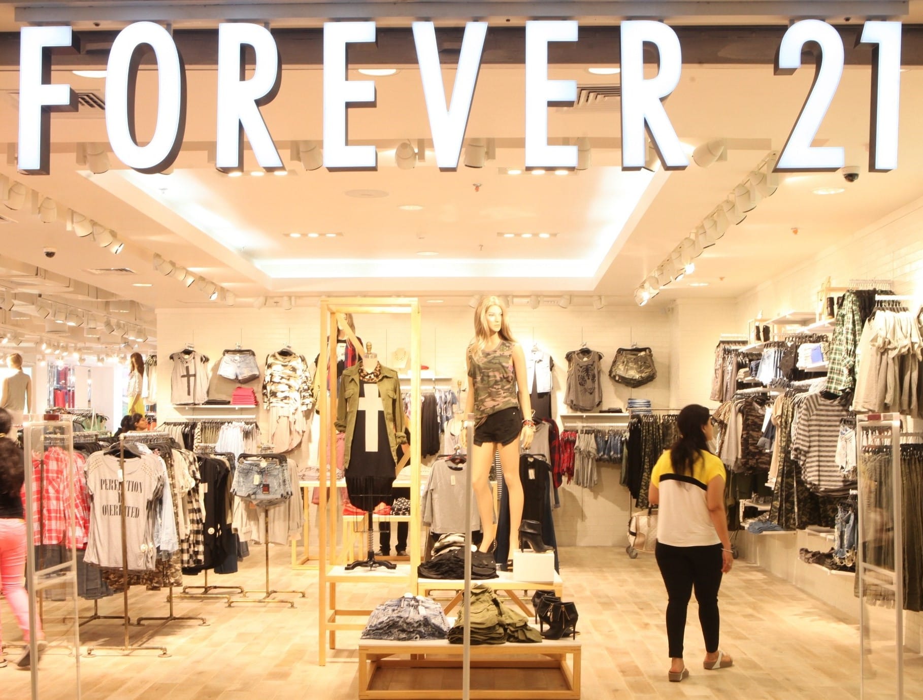 Justiça ordena fechamento da Forever 21 do Shopping RioSul por