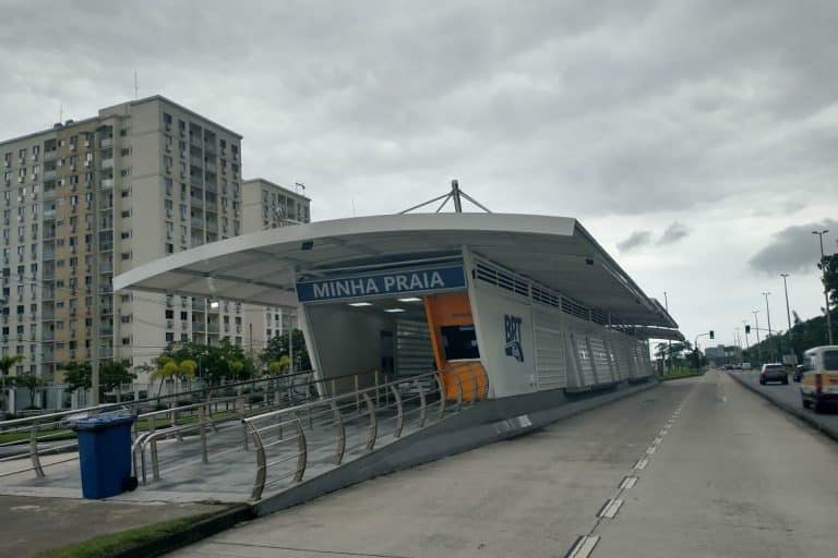 Estação BRT Minha Praia, em Curicica, é reaberta
