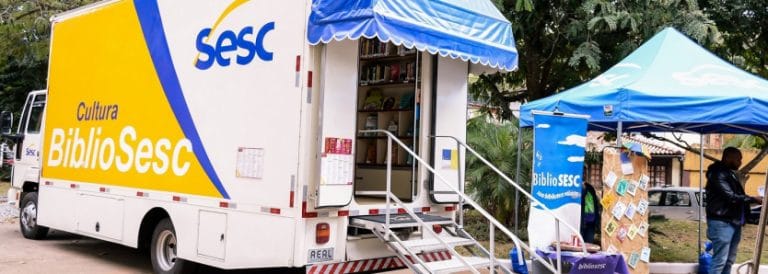 Cabo Frio recebe o BiblioSesc, a biblioteca itinerante do SescRJ