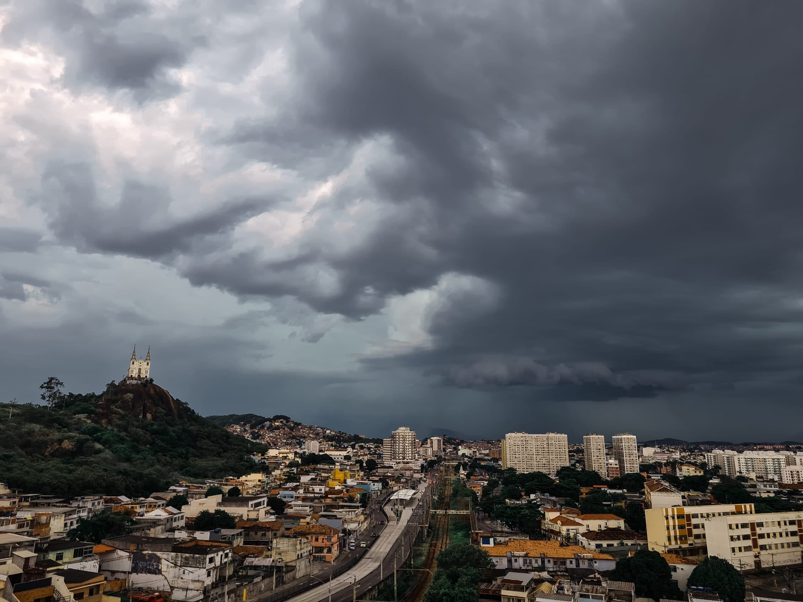 Previsão do Tempo no Rio de Janeiro hoje, 05/09: chuva com