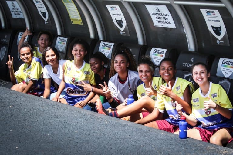 Atletas do Rio vão comemorar o primeiro ano da Lei Marta, que marca o ‘Dia do Futebol Feminino’
