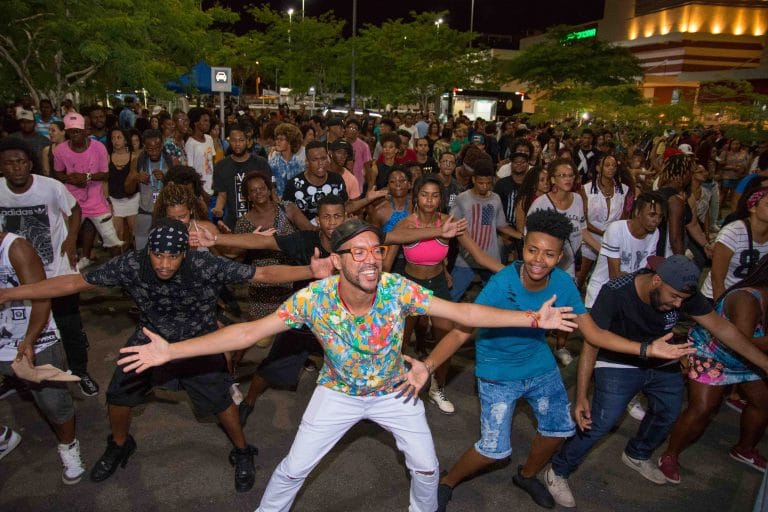 Projeto ‘Eu amo baile charme’ volta a Madureira