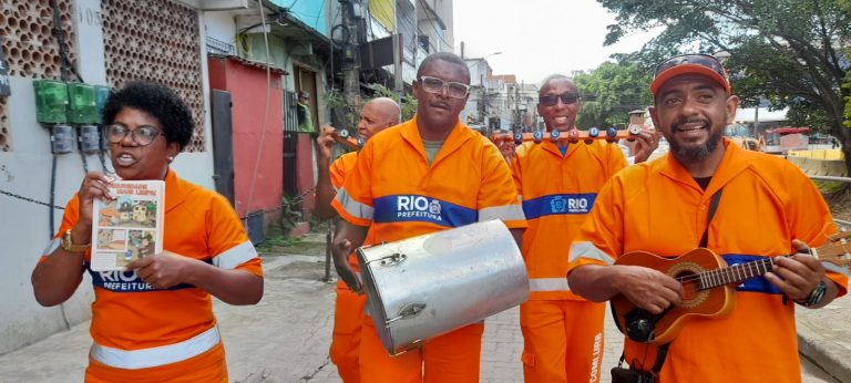 Comlurb e subprefeitura da Barra promovem ações contra o descarte irregular de lixo em favelas
