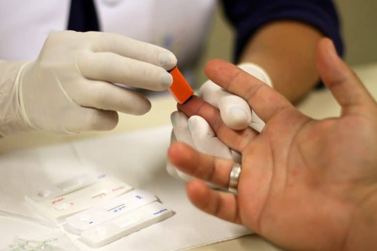 Prefeitura de São João de Meriti promove ação de testagem rápida para HIV e Hepatite