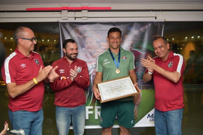 Alerj concede título de cidadão benemérito do Estado do Rio de Janeiro ao atacante Fred, do Fluminense