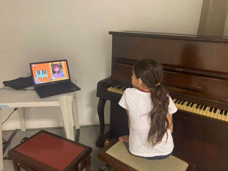 Parceria entre Secretaria de Esportes e Projeto Gotinhas Musicais oferece aulas de piano