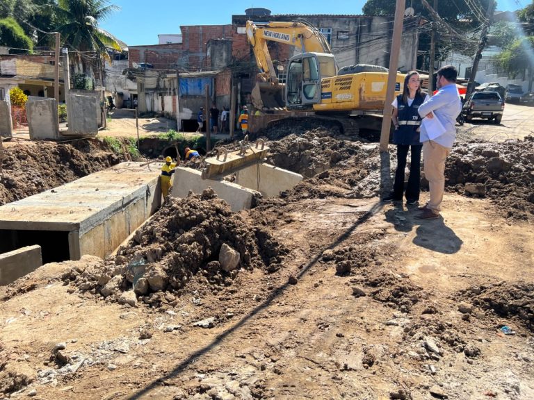 Prefeitura inicia obras de canalização no Rio Banca da Velha, em Jacarepaguá