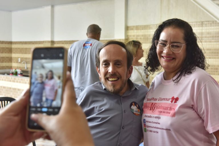 Conheça Letícia Firmino, filha de Michelle Bolsonaro antes do