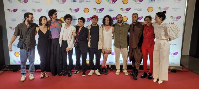 Elenco e equipe de Transe no Festival do Rio