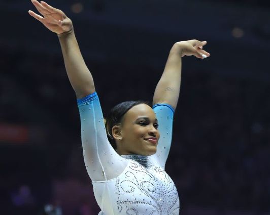 Rebeca Andrade é ouro no individual geral do Campeonato Mundial de Ginástica Artística