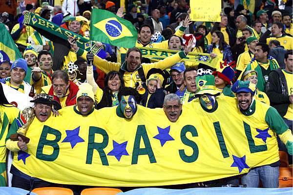 Saiba em quais horários os serviços públicos vão funcionar nos dias dos jogos do Brasil no ‘mata-mata’ da Copa do Mundo
