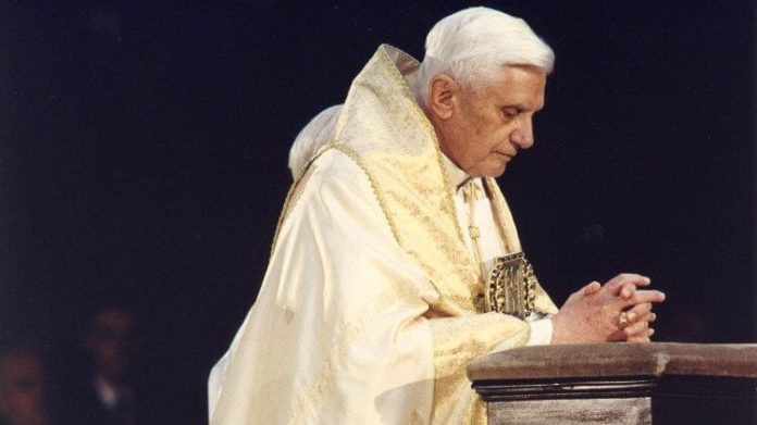 Papa Emérito Bento XVI, falecido em 31 de dezembro de 2022