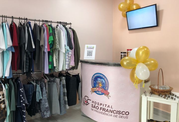 Loja Vi-vendas, no Hospital São Francisco na Providência de Deus, arrecada dinheiro para ações sociais