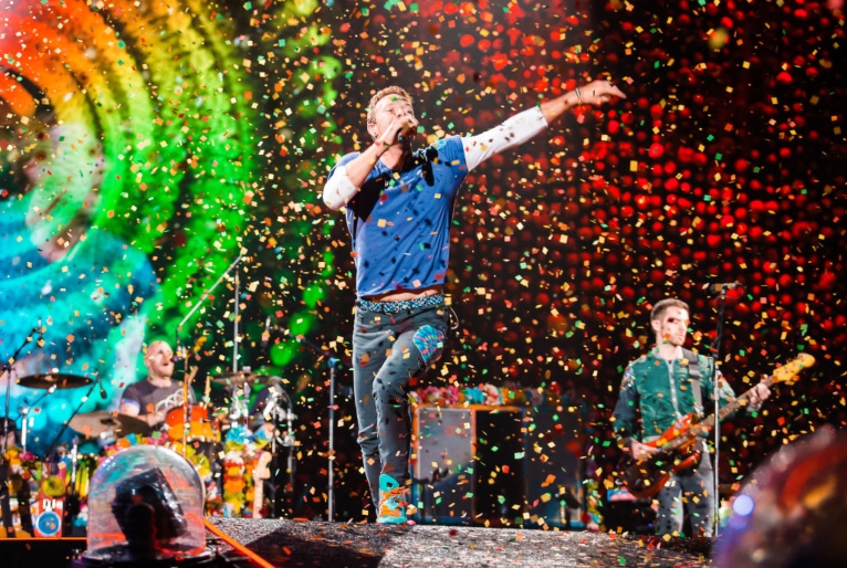Vai aos shows do Coldplay no Rio? Confira um guia completo para não passar perrengue