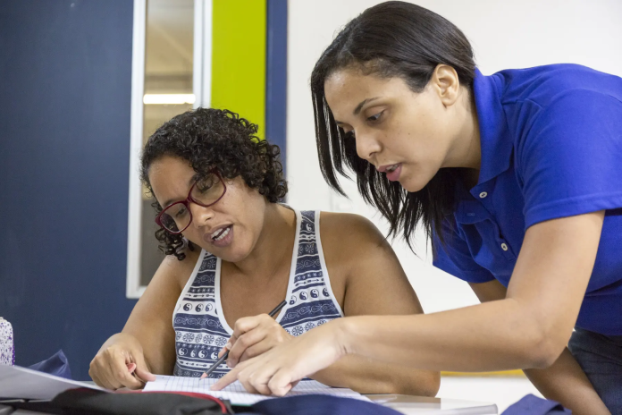 Programa de Alfabetização e Letramento de Jovens e Adultos